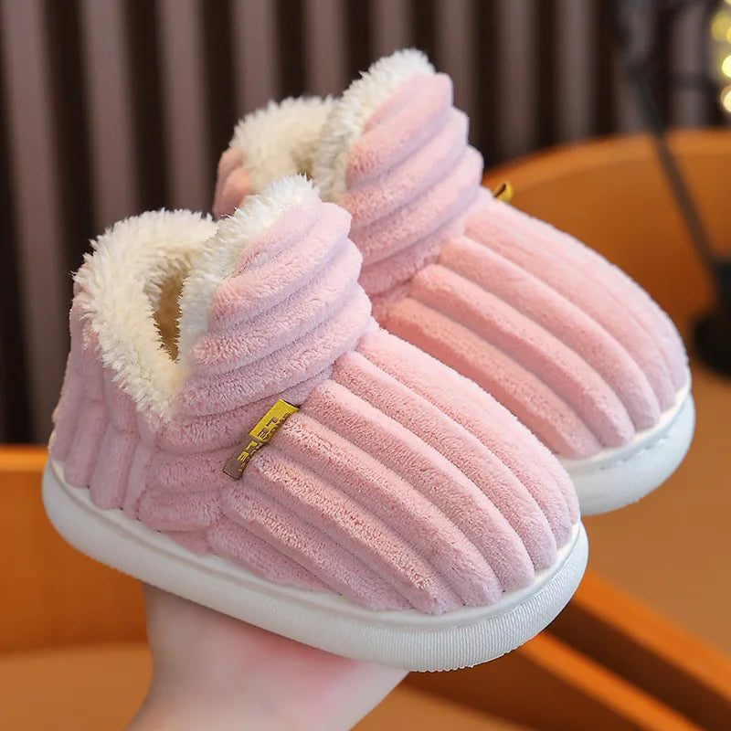 ❄️ SnugSteps™ – Kids’ Winter Slippers, Anti-Slip & Plush Lined