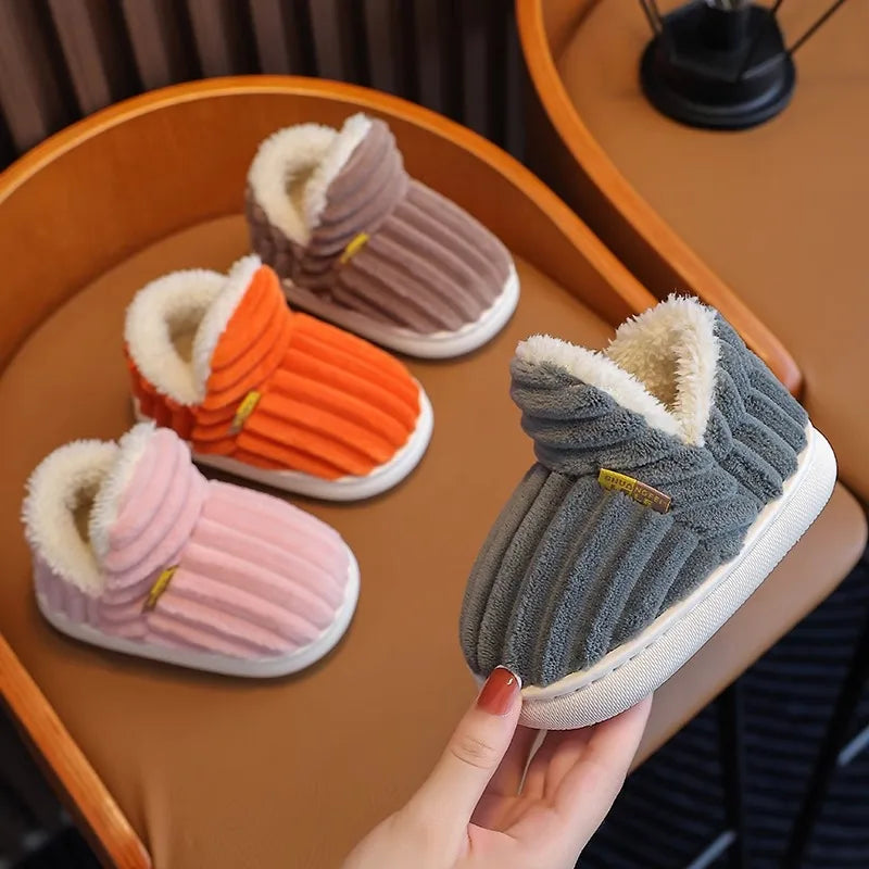 ❄️ SnugSteps™ – Kids’ Winter Slippers, Anti-Slip & Plush Lined