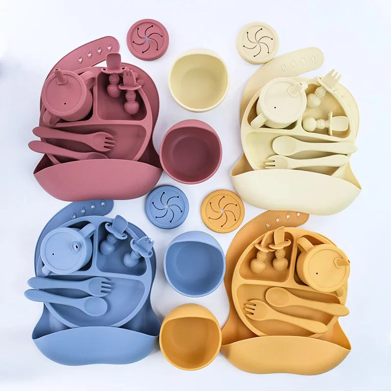 🍽️ TinyTummy™ – BPA-Free Silicone Baby Feeding Set