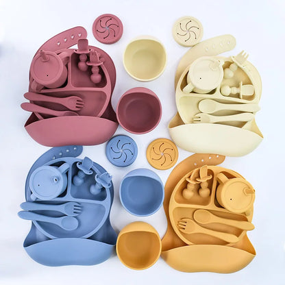 🍽️ TinyTummy™ – BPA-Free Silicone Baby Feeding Set