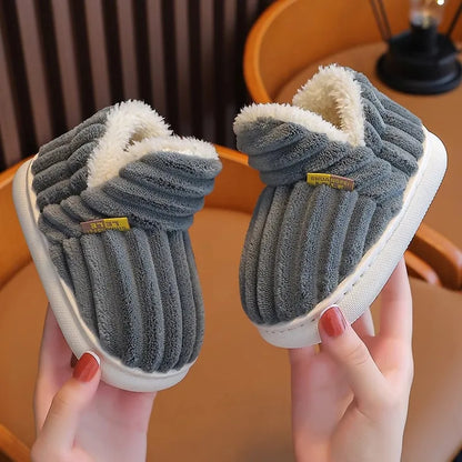 ❄️ SnugSteps™ – Kids’ Winter Slippers, Anti-Slip & Plush Lined