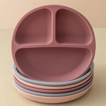 🍽️ TinyBite™ – BPA-Free Silicone Suction Plate for Toddlers