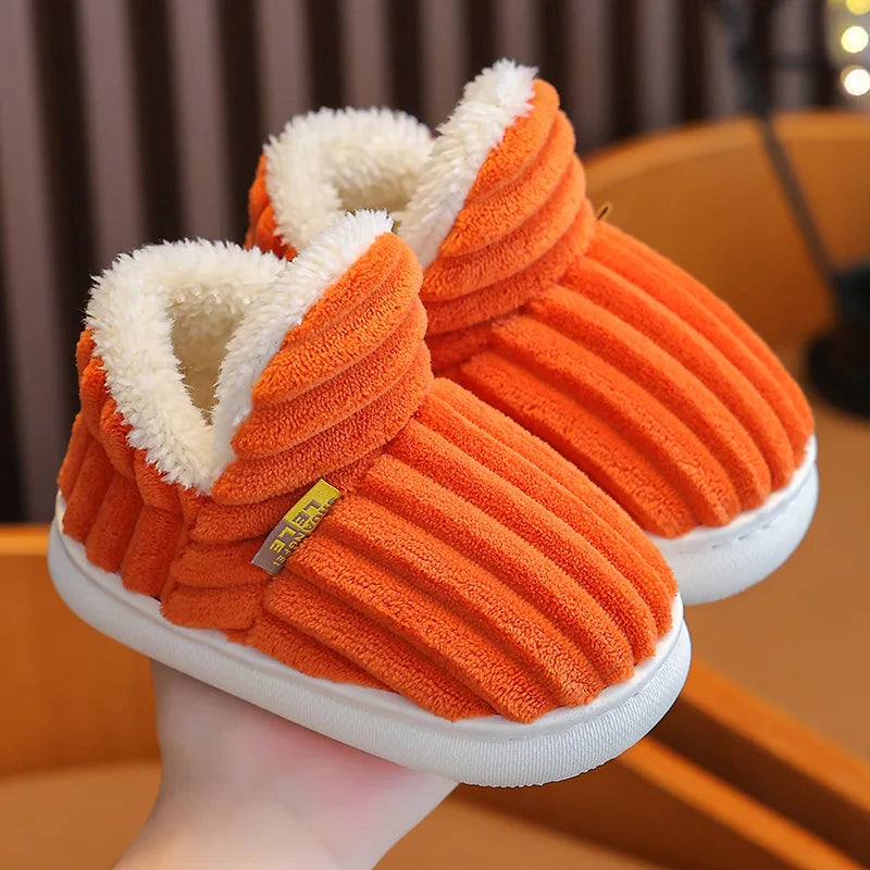 ❄️ SnugSteps™ – Kids’ Winter Slippers, Anti-Slip & Plush Lined