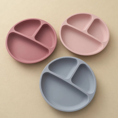🍽️ TinyBite™ – BPA-Free Silicone Suction Plate for Toddlers
